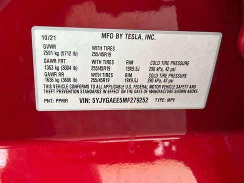 Used 2021 Tesla Model Y Long Range image 22