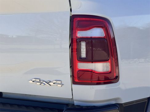 Used 2023 RAM 2500 Limited image 10