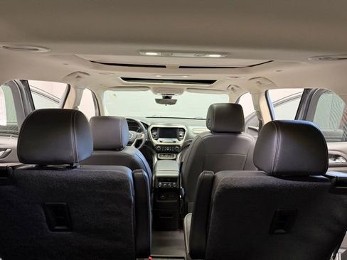 Used 2023 GMC Acadia Denali w/ Denali Ultimate Package image 29