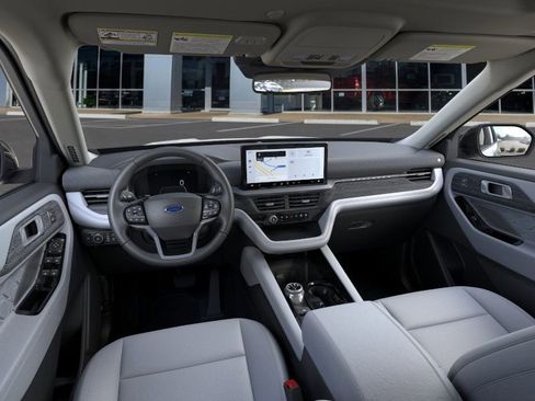 New 2026 Ford Explorer Platinum w/ LUX Leather Package image 18