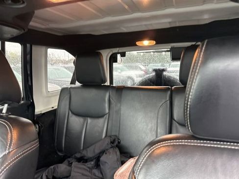 Used 2017 Jeep Wrangler Unlimited Sahara w/ Connectivity Group image 22