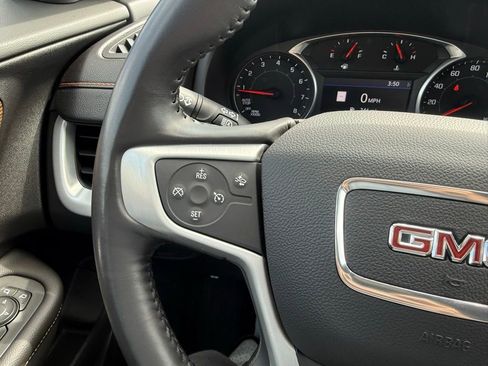 Used 2021 GMC Terrain SLE w/ Driver Convenience Package FWD image 17