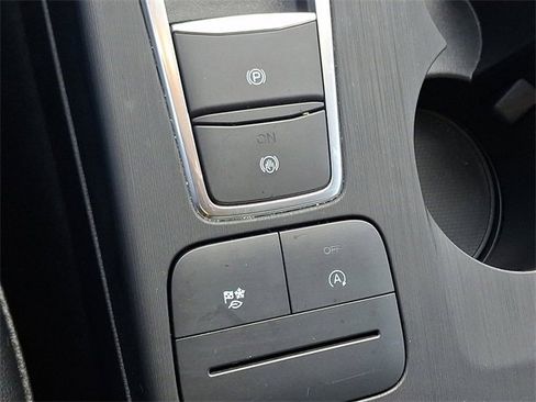 Used 2020 Ford Escape SEL image 24