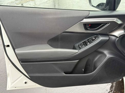 Certified 2025 Subaru Impreza 2.0i image 11