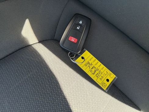 Certified 2025 Toyota RAV4 XLE image 35