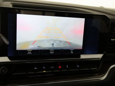 Used 2025 Chevrolet Silverado 1500 LT image 11