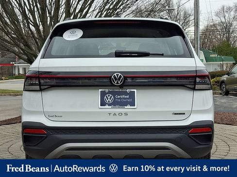 Certified 2025 Volkswagen Taos S AWD/4WD image 5