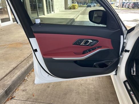 Used 2025 BMW M340i xDrive M340i xDrive image 39