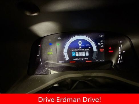 Certified 2025 Toyota Camry SE w/ Convenience Package FWD image 17