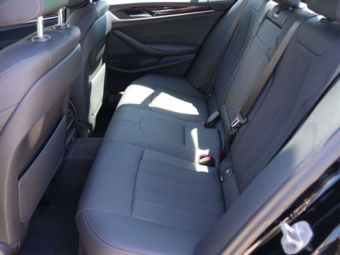 Used 2023 BMW 530i w/ Convenience Package RWD image 10