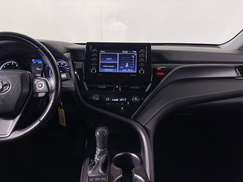 Certified 2024 Toyota Camry SE FWD image 15