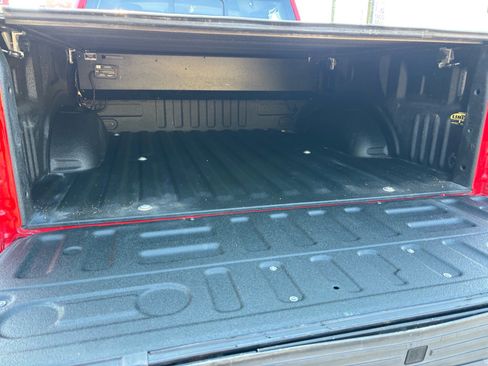 Used 2018 Ford F150 XLT w/ Equipment Group 302A Luxury image 11