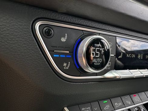 Used 2020 Audi Q5 e Prestige w/ Prestige Package AWD/4WD image 28