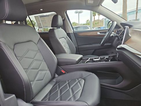 New 2026 Volkswagen Atlas SE FWD image 20