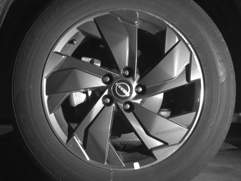 Used 2025 Nissan Rogue SV FWD image 12