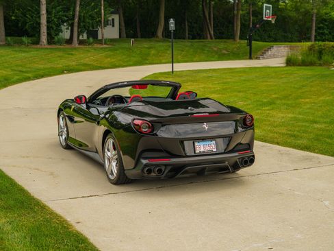 Used 2019 Ferrari Portofino RWD image 41