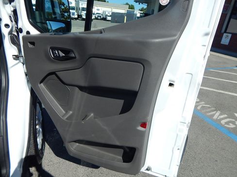 Used 2024 Ford Transit 350 XLT RWD image 17