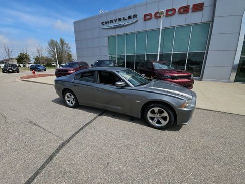 Used 2011 Dodge Charger Rallye RWD image 1
