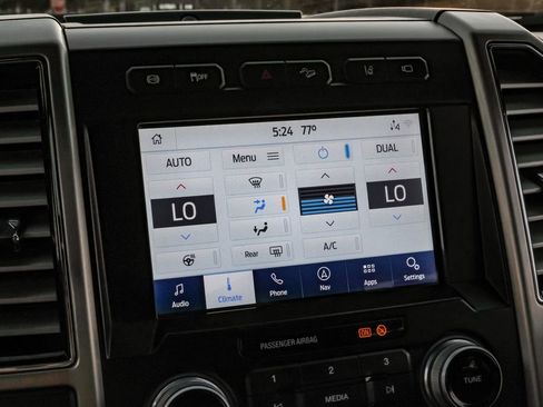 Used 2020 Ford F250 Platinum w/ FX4 Off-Road Package image 31