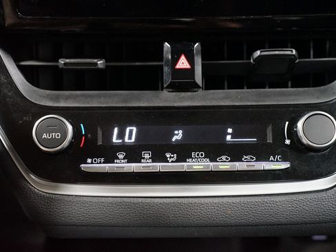 Certified 2024 Toyota Corolla LE FWD image 20