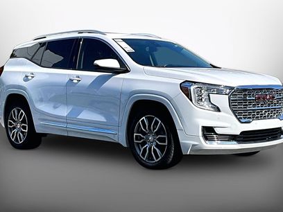 Used 2022 GMC Terrain Denali w/ Denali Premium Package