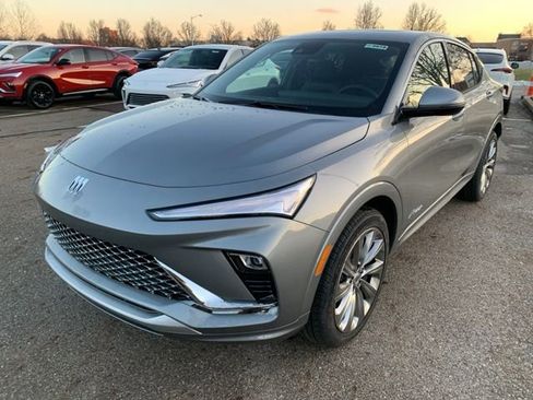 New 2026 Buick Envista Avenir image 8
