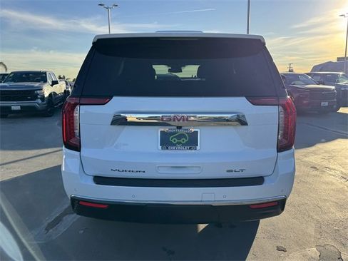 Certified 2024 GMC Yukon SLT image 3