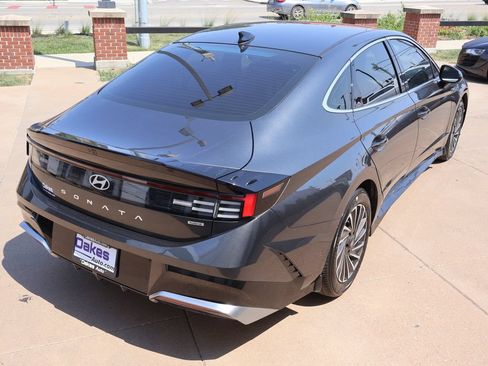 Used 2025 Hyundai Sonata SEL FWD image 6