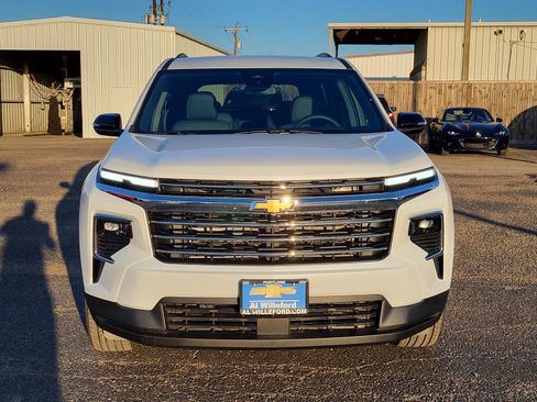 New 2026 Chevrolet Traverse LT image 8