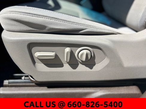 Used 2021 Chevrolet Silverado 1500 LT Trail Boss w/ Bed Protection Package AWD/4WD image 13
