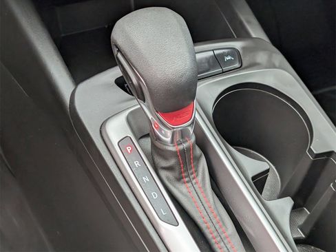 Used 2024 Chevrolet Trax RS image 20