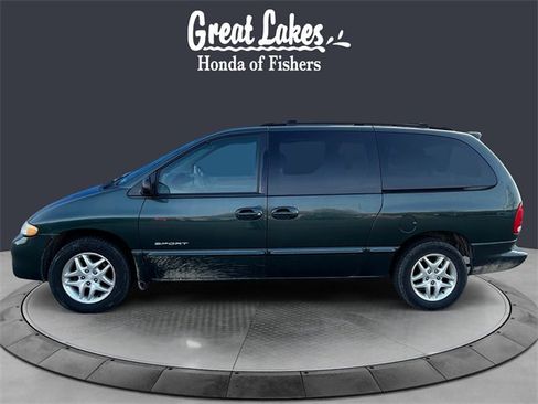 Used 2000 Dodge Grand Caravan SE image 2