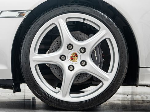 Used 2005 Porsche 911 Carrera RWD image 10