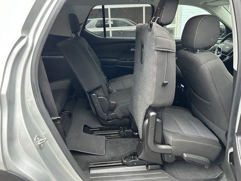 Used 2018 Chevrolet Traverse LS image 24