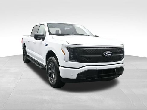 New 2025 Ford F150 Lightning Flash image 2