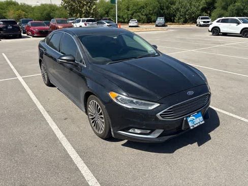 Used 2017 Ford Fusion Titanium FWD image 7
