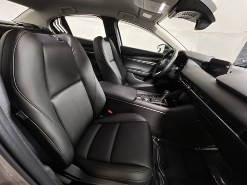 Used 2025 MAZDA MAZDA3 s image 25