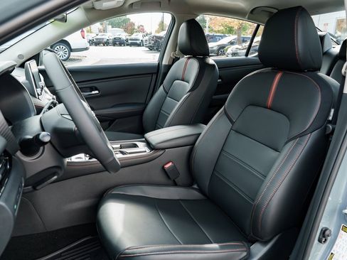 New 2025 Nissan Sentra SR w/ SR Premium Package image 21