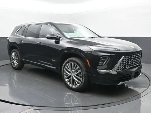 New 2026 Buick Enclave Avenir w/ Super Cruise Package FWD image 7