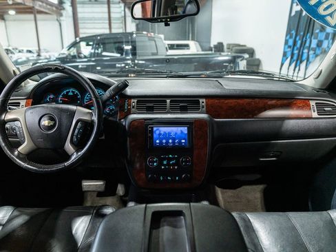 Used 2013 Chevrolet Tahoe LT AWD/4WD image 13