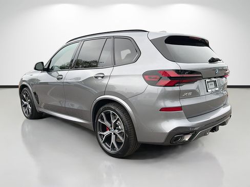 New 2026 BMW X5 xDrive50e w/ M Sport Package image 5