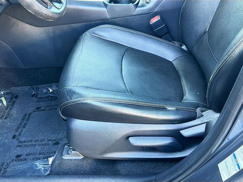Used 2019 Toyota RAV4 LE w/ All Weather Liner Package AWD/4WD image 18