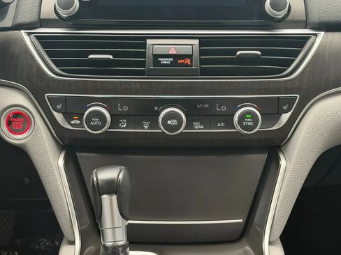 Used 2018 Honda Accord EX-L image 37
