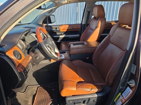 Used 2015 Toyota Tundra 1794 Edition image 6