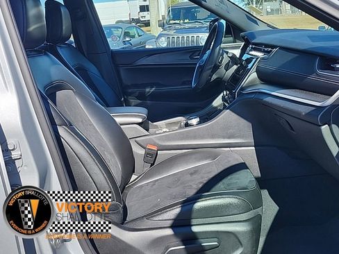 Certified 2024 Jeep Grand Cherokee Altitude image 14