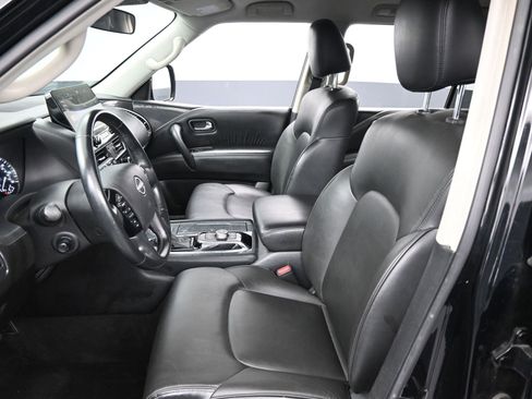 Used 2021 Nissan Armada SV image 9