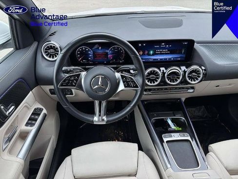 Used 2025 Mercedes-Benz GLA 250 image 10
