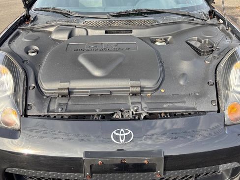 Used 2000 Toyota MR2 image 23