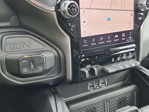New 2027 RAM 2500 Laramie w/ Night Edition AWD/4WD image 25