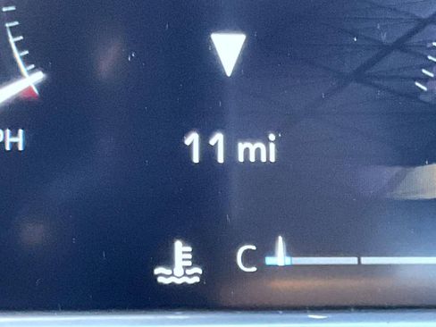 New 2026 GMC Sierra 2500 Denali w/ Denali Reserve Package image 14